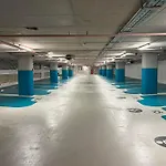 Mona Luxury Apartments - Free Garage Parking