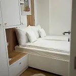 Mona Luxury Apartments - Free Garage Parking