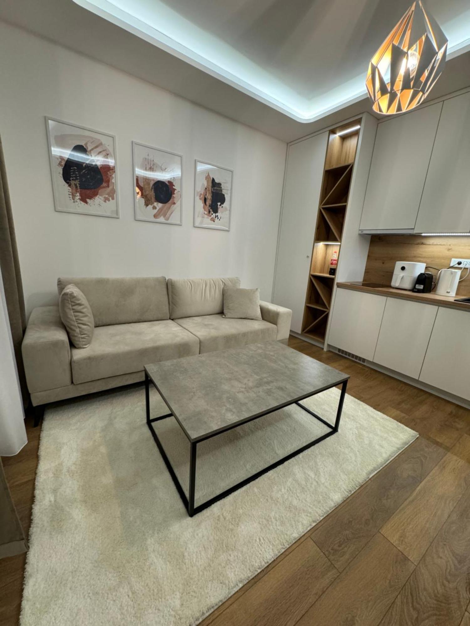 Apartment Mona Luxury - Free Garage Parking Sarajevo