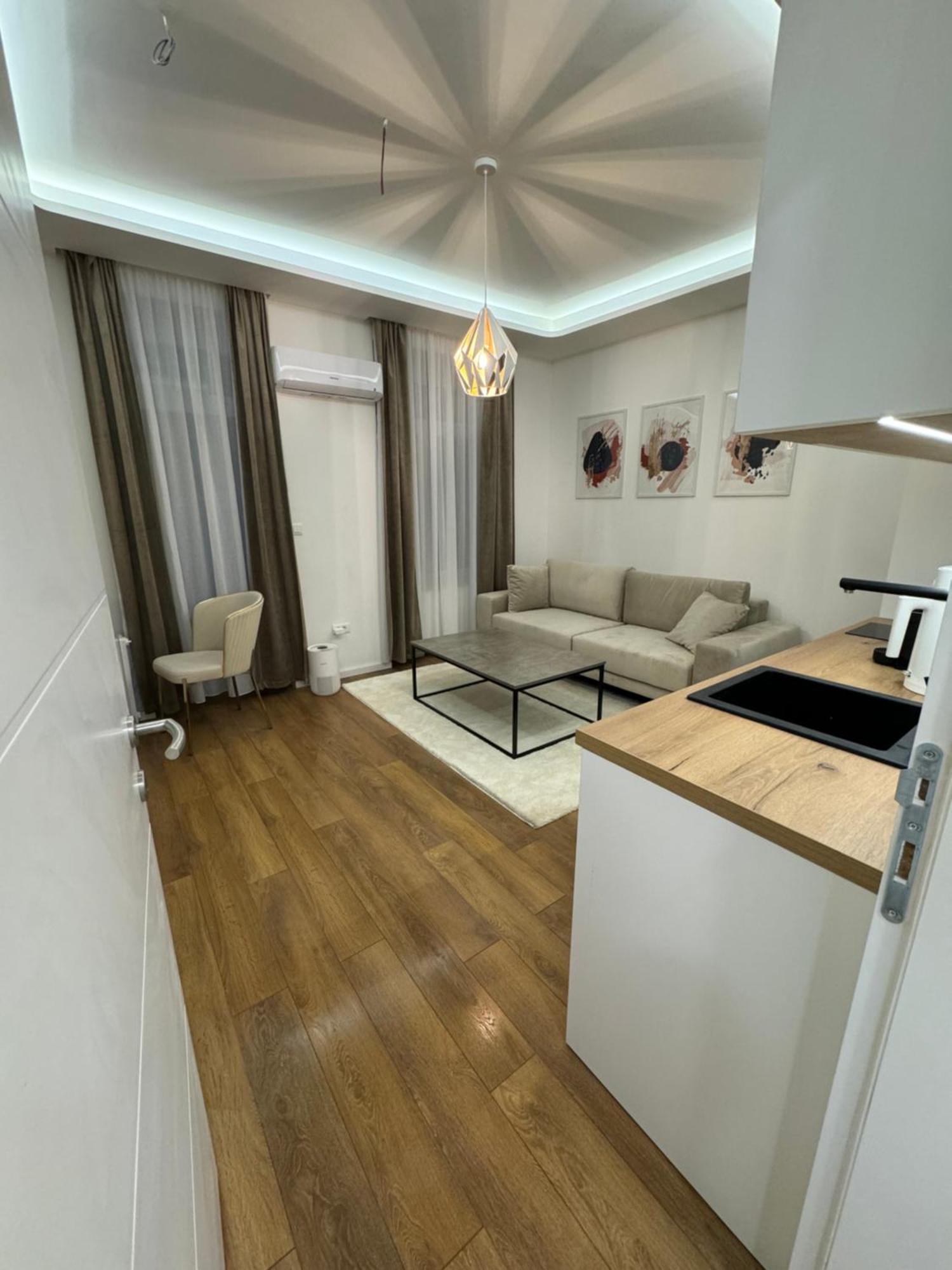 Mona Luxury - Free Garage Parking